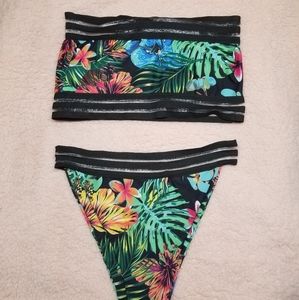 Tropical Highwaist Bandeau Bikini